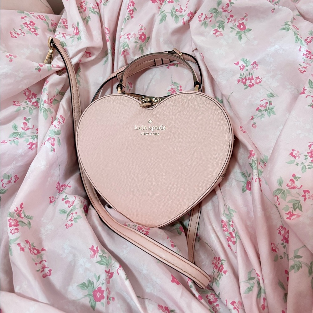 Kate Spade Love Shack heart shaped bag pre loved pale pink